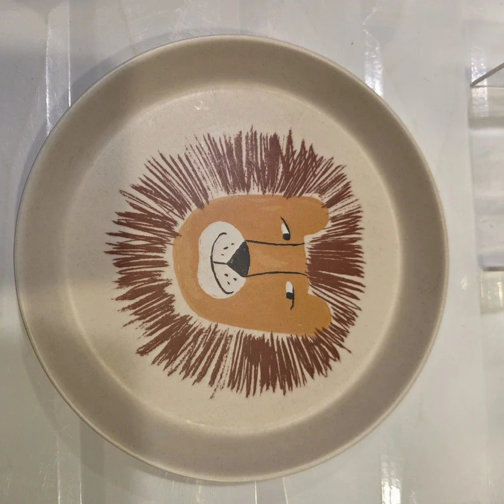 Pillowfort Jungle Lion Dinnerware Kid's Plate 7